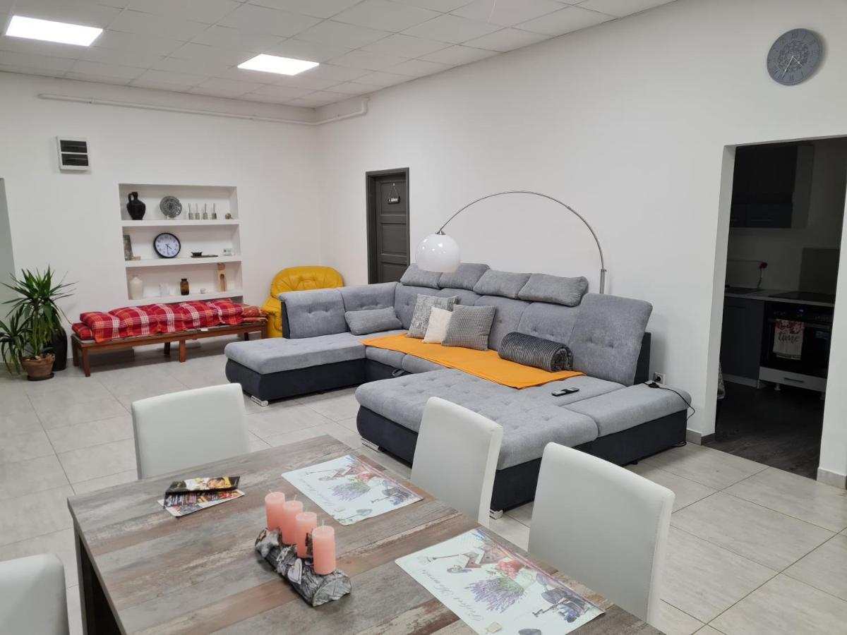 Silver Dream Apartmanhaz Дебрецен Экстерьер фото